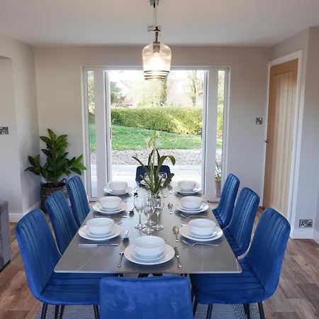 Cornerways - Scarborough Seamer