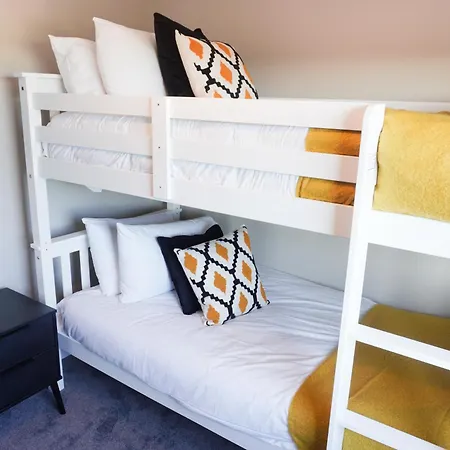 Cornerways - Scarborough *