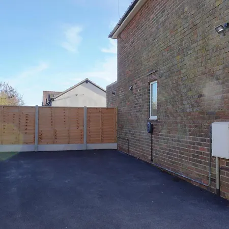 Cornerways - Scarborough *