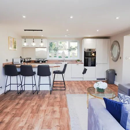 Cornerways - Scarborough * Seamer